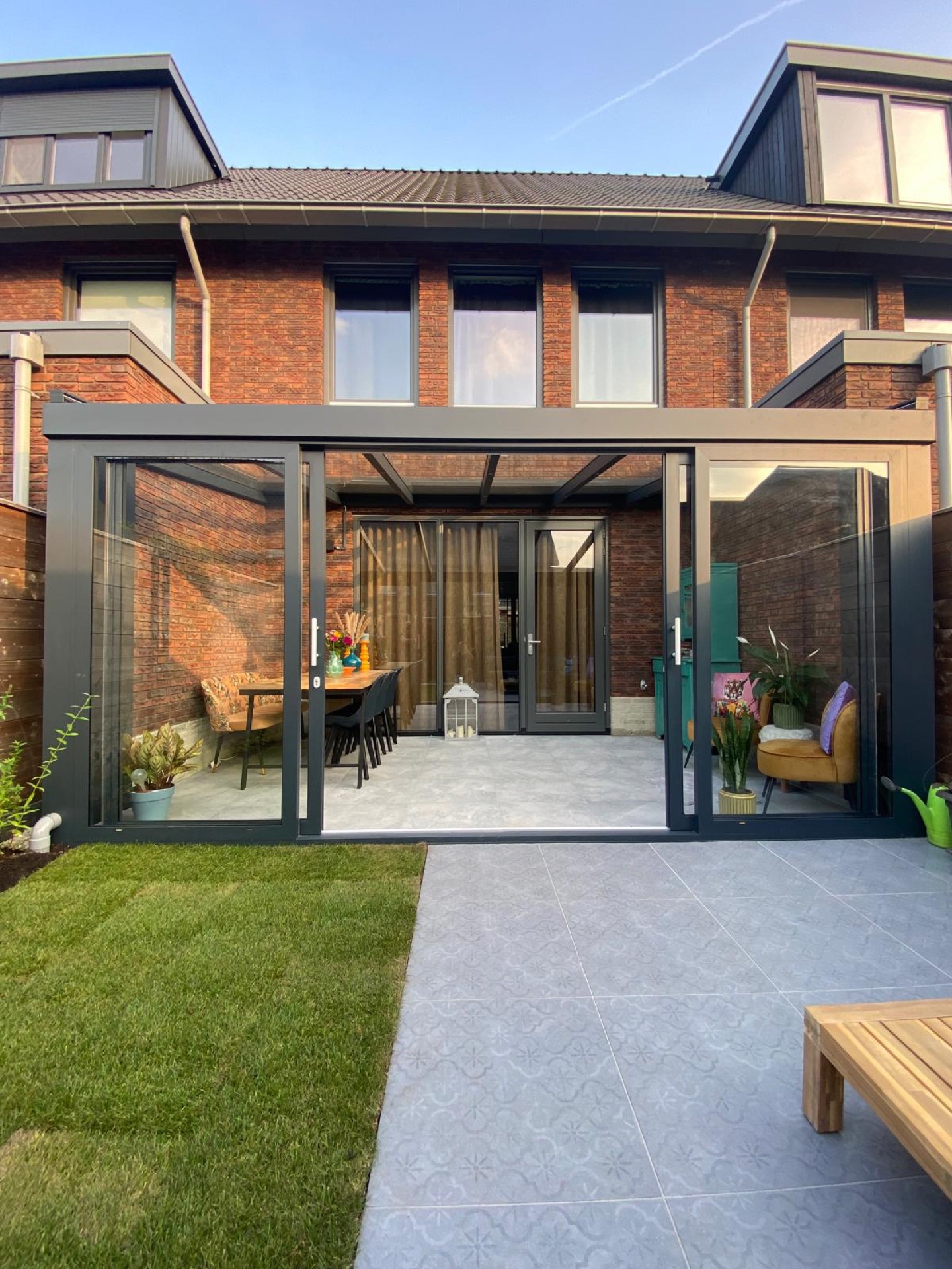 Veraluw aluminium veranda in de tuin